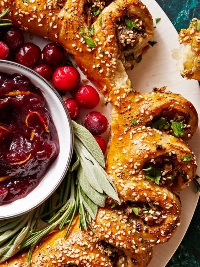 sausage-roll-wreath-index-6520298582924