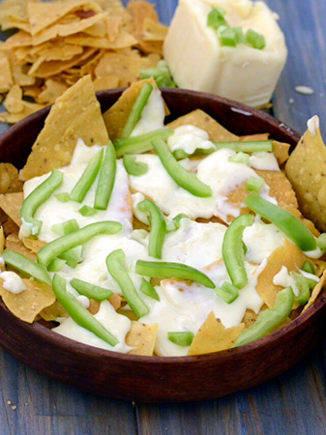 Indian-Style-Nachos-with-Cheese